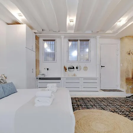 Pick A Flat's In Bastille - Rue Amelot